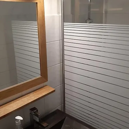 Appartement Grand 25 M2, Lumineux, Central, Vue Mont-blanc Chamonix